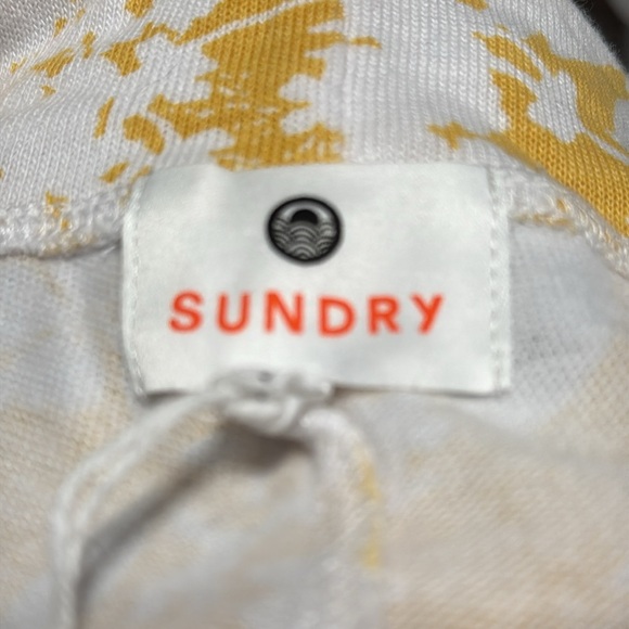 New Sundry Yellow Floral Cut-Off Shorts Size 1 (4-6) - Picture 3 of 6